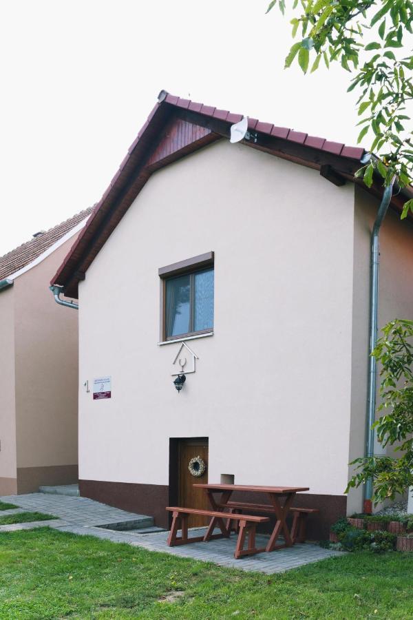 Ubytování Na Sklípku Jevisovka Exterior foto